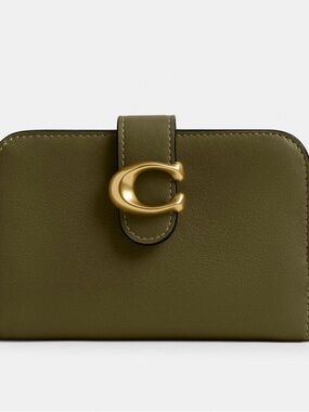 Coach Olive Leather Wallet with Gold 'C' Accent